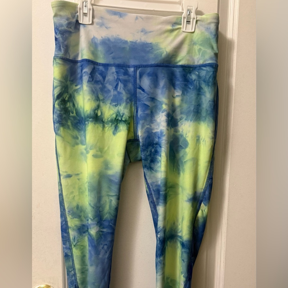 VOGO Athletica Tie-Dye Leggings in Blue & Lime